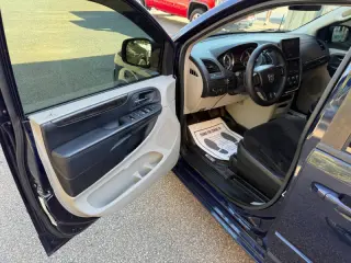 2012 Dodge Grand Caravan American Value Package