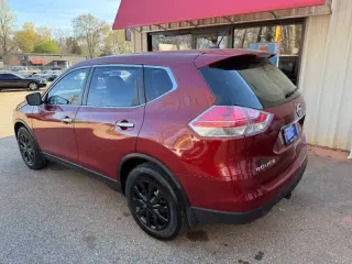 2015 Nissan Rogue S