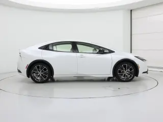 Toyota Prius 2024 XLE 4dr Hatchback