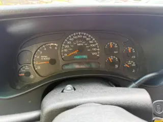 2004 Chevrolet Silverado 2500HD Work Truck