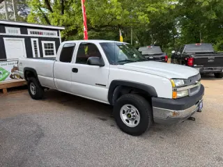 2004 Chevrolet Silverado 2500HD Work Truck