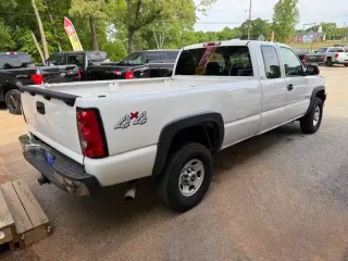 2004 Chevrolet Silverado 2500HD Work Truck