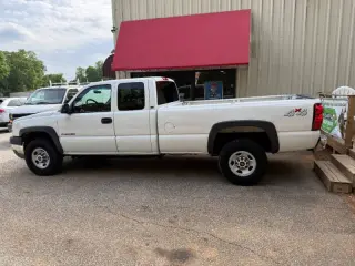 2004 Chevrolet Silverado 2500HD Work Truck