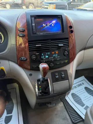 2005 Toyota Sienna XLE Limited 7 Passenger