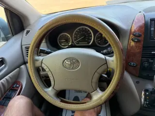 2005 Toyota Sienna XLE Limited 7 Passenger