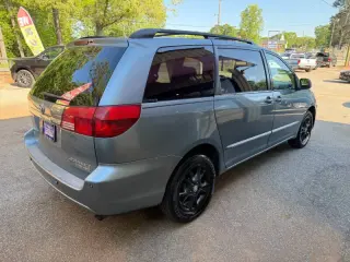 2005 Toyota Sienna XLE Limited 7 Passenger