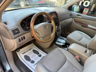 2005 Toyota Sienna XLE Limited 7 Passenger