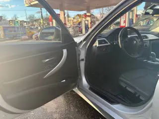 2013 BMW 3 Series 320i xDrive