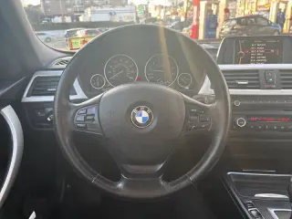 2013 BMW 3 Series 320i xDrive