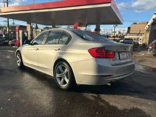 2013 BMW 3 Series 320i xDrive