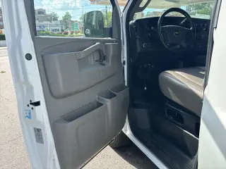 2021 Chevrolet Express 2500