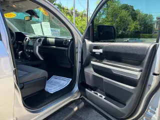2018 Toyota Tundra SR5