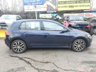 2016 Volkswagen Golf TSI SE