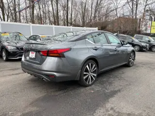 2020 Nissan Altima 2.5 SR