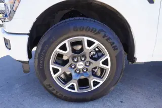 Ford F-150 2024 4x4 STX 4dr SuperCrew 5.5 ft. SB
