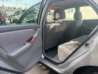 2006 Toyota Corolla LE
