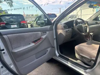 2006 Toyota Corolla LE