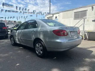 2006 Toyota Corolla LE