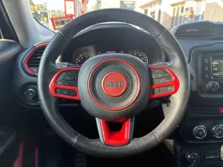 2015 Jeep Renegade Trailhawk