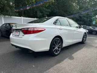 2015 Toyota Camry XLE