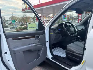 2012 Hyundai Santa Fe SE