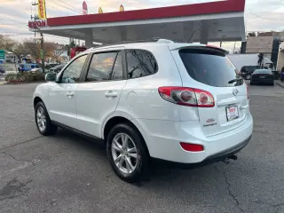 2012 Hyundai Santa Fe SE