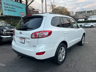 2012 Hyundai Santa Fe SE