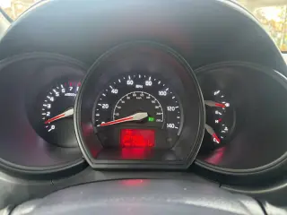 2014 Kia Rio 5-Door LX