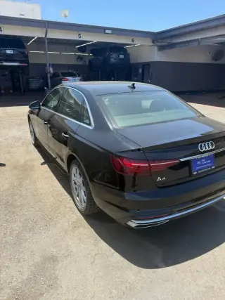Audi A4 2022 AWD quattro Premium 40 TFSI 4dr Sedan