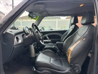 2006 MINI Cooper