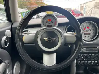 2006 MINI Cooper