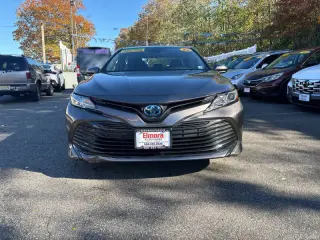 2020 Toyota Camry Hybrid LE