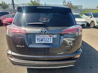 Toyota RAV4 2017 XLE 4dr SUV