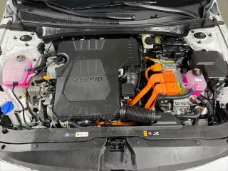 Hyundai ELANTRA Hybrid 2025 Limited 4dr Sedan