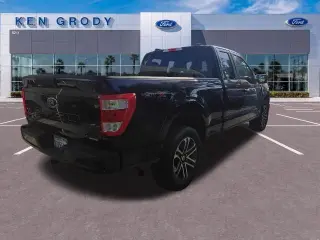 Ford F-150 2023 4x4 XLT 4dr SuperCab 6.5 ft. SB