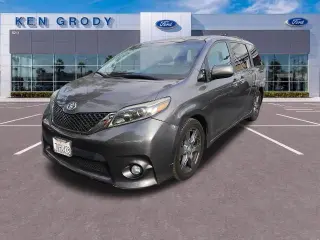 Toyota Sienna 2017 SE 8-Passenger 4dr Mini-Van