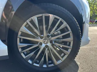 2023 Lexus  RZ 450e Luxury