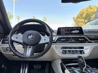 BMW 7 Series 2022 740i 4dr Sedan