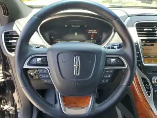Lincoln Nautilus 2019 Select 4dr SUV