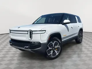 2024 Rivian R1S Adventure