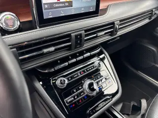 Lincoln Corsair 2022 Reserve 4dr SUV