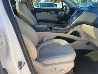Lincoln Nautilus 2019 Select 4dr SUV