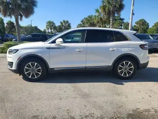 Lincoln Nautilus 2019 Select 4dr SUV