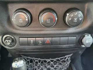 Jeep Wrangler 2013 4x4 Sport 2dr SUV