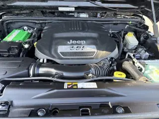 Jeep Wrangler 2013 4x4 Sport 2dr SUV