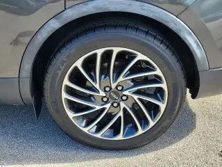 Lincoln Nautilus 2019 Reserve 4dr SUV