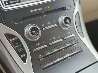 Lincoln Nautilus 2019 Select 4dr SUV
