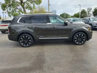 Kia Telluride 2024 SX 4dr SUV