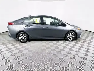 Toyota Prius Prime 2020 LE 4dr Hatchback