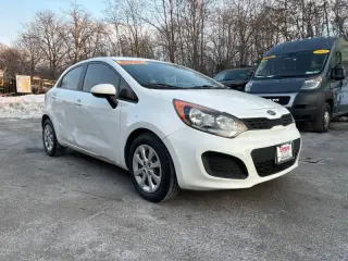 2013 Kia Rio 5-Door LX